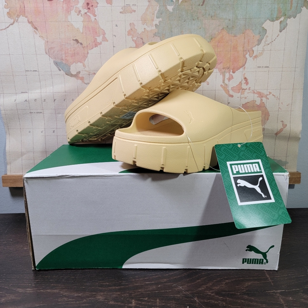 BRAND NEW Puma Mayze Stack Injex Sandal 'Light Straw' Women's Size 8.0